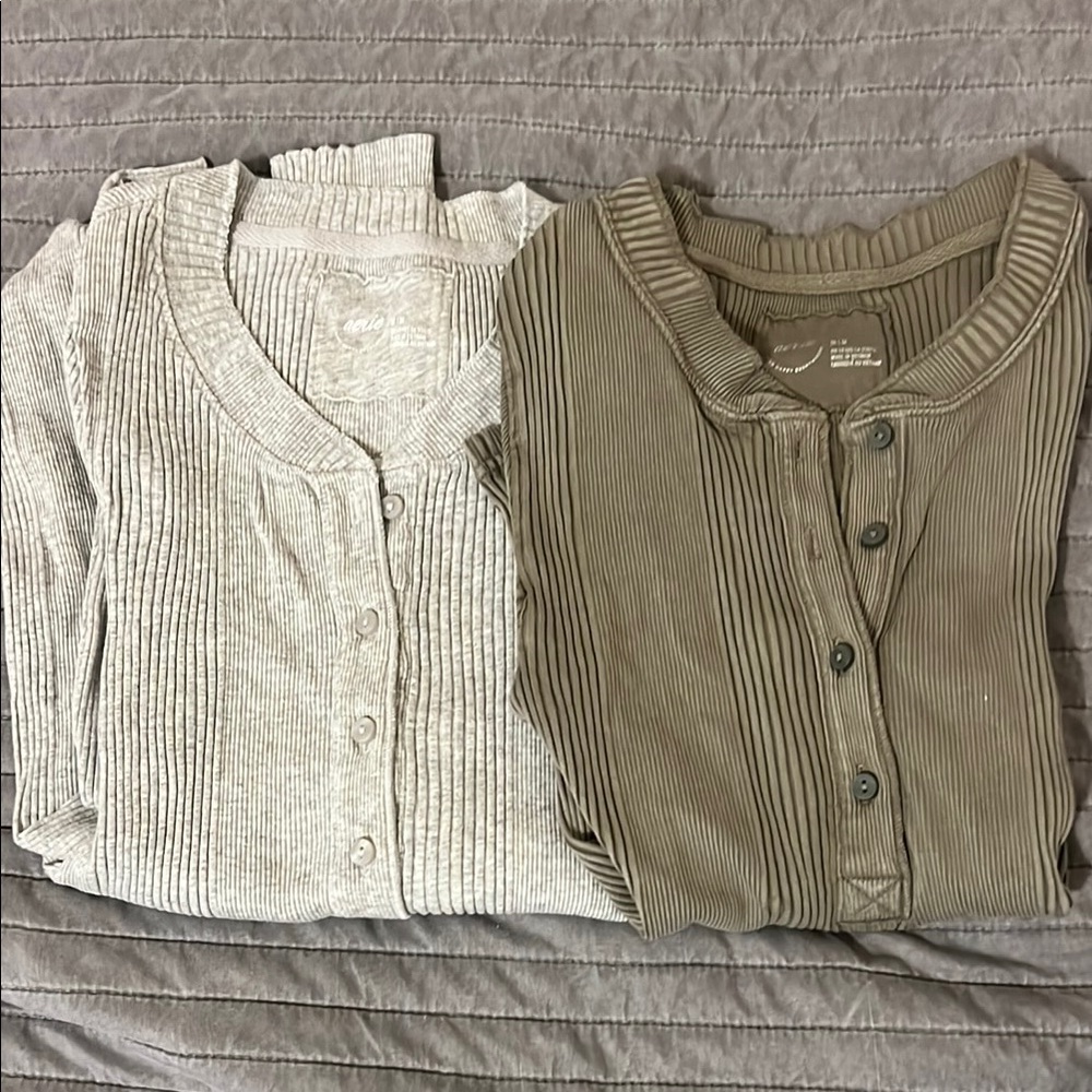 Aerie Ribbed Button-Up Henley Set